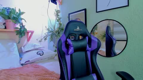 Snapshot of anapola_ chatting on 28, 1, 2025 ana online show from 28, 1, 2025