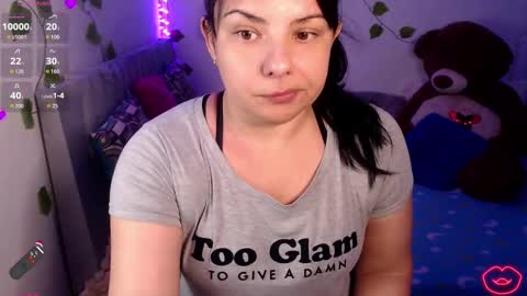 Snapshot of anaspark chatting on 6, 10, 2025 Ana online show from 6, 10, 2025