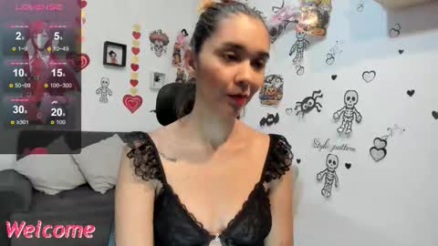 Snapshot of anastasia_tuya chatting on 27, 10, 2025 anastasia online show from 27, 10, 2025