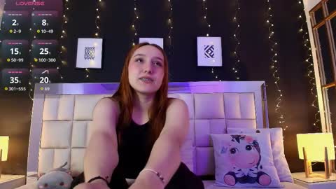 Snapshot of anastasia_windel chatting on 9, 10, 2025 Anastasia online show from 9, 10, 2025