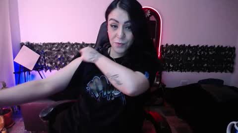 Jennyfer.... but u can say me Anastasia online show from 28, 11, 2025