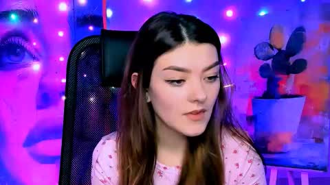 Snapshot of anasteisher chatting on 18, 12, 2025 Ana online show from 18, 12, 2025