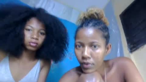 Snapshot of anathaliiie chatting on 25, 7, 2026 anathaliiie online show from 25, 7, 2026