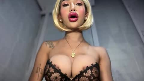 anawalters online show from 18, 12, 2025