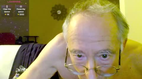 Snapshot of anax69 chatting on 11, 3, 2025 mario online show from 11, 3, 2025