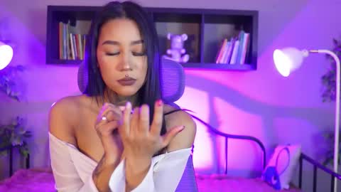 Snapshot of anaya_olyx chatting on 15, 10, 2025 anaya_olyx online show from 15, 10, 2025