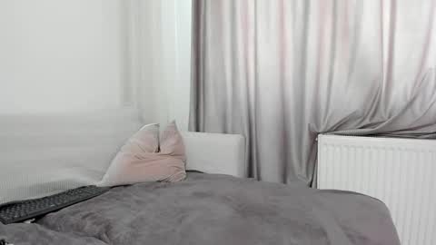 Snapshot of anayscaandy chatting on 25, 2, 2025 Andreea online show from 25, 2, 2025