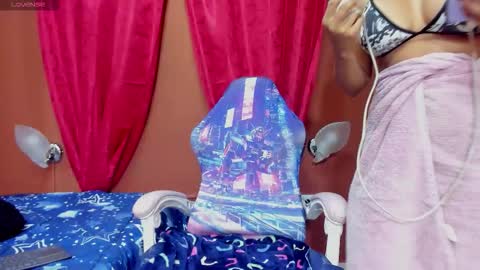 anazztasia_squirt online show from 10, 2, 2026