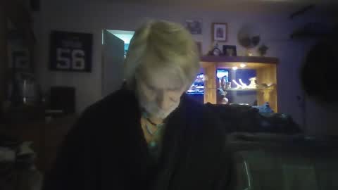 Snapshot of anchorman_707 chatting on 18, 12, 2025 anchorman_707 online show from 18, 12, 2025