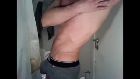 Snapshot of and_andys chatting on 11, 3, 2025 and_andys online show from 11, 3, 2025