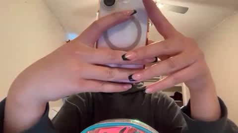 Snapshot of anditspinkxo chatting on 9, 6, 2026 anditspinkxo online show from 9, 6, 2026