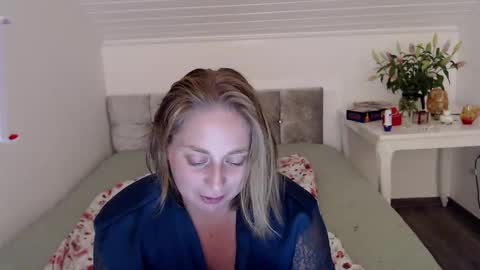 Snapshot of andorphina chatting on 30, 9, 2025 Andorphin online show from 30, 9, 2025