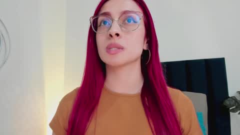 Snapshot of andracyruss chatting on 15, 1, 2025 Andra Cyrus online show from 15, 1, 2025
