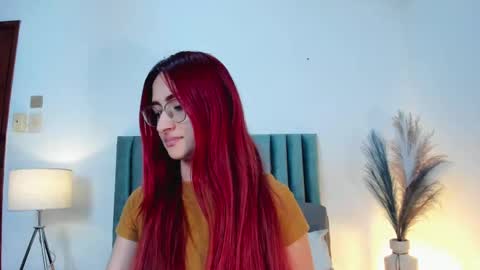 Snapshot of andracyruss chatting on 3, 3, 2025 Andra Cyrus online show from 3, 3, 2025