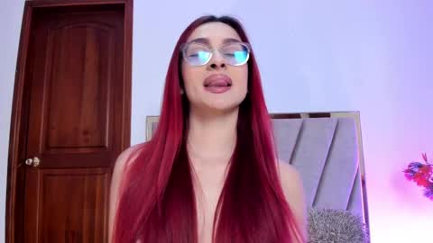 Snapshot of andracyruss chatting on 12, 9, 2025 Andra Cyrus online show from 12, 9, 2025