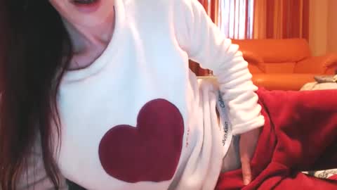 Snapshot of andrasweetie chatting on 30, 11, 2025 Andra online show from 30, 11, 2025