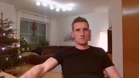 Name online show from 25, 12, 2024