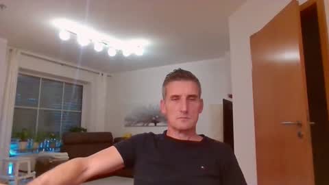 Name online show from 10, 10, 2025