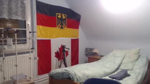 Snapshot of andre124231 chatting on 12, 12, 2024 Andre online show from 12, 12, 2024