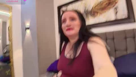 Snapshot of andre_cloefoxx_ chatting on 5, 12, 2025 Cloe online show from 5, 12, 2025