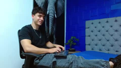 Andre Parker online show from 21, 2, 2025