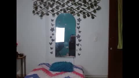 andrea1_ebony online show from 6, 1, 2026