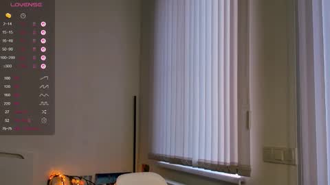 Snapshot of andrea__bass chatting on 20, 9, 2025 andrea__bass online show from 20, 9, 2025