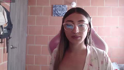 Andrea  online show from 12, 2, 2026