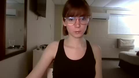 Snapshot of andrea_davenport chatting on 12, 3, 2025 andrea online show from 12, 3, 2025