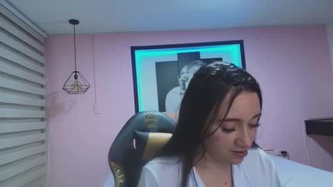 Snapshot of andrea_ramoss_ chatting on 25, 2, 2025 Andrea Ramos online show from 25, 2, 2025