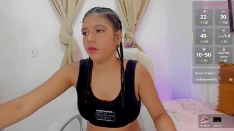 Snapshot of andrea_sancheez chatting on 1, 11, 2025 Andrea online show from 1, 11, 2025