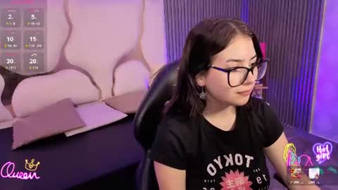 andrea_tay1 online show from 19, 6, 2026