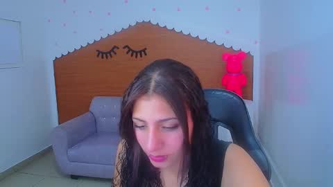 Snapshot of andrea_torres_t chatting on 11, 3, 2025 Andrea online show from 11, 3, 2025