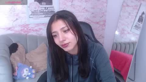 Snapshot of andrea_torres_t chatting on 23, 11, 2025 Andrea online show from 23, 11, 2025