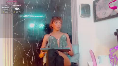 andrea_uchima online show from 10, 6, 2026