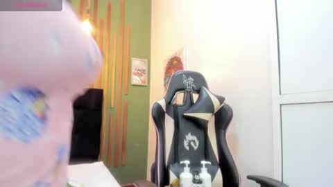 Snapshot of andreabigboobs_ chatting on 24, 6, 2026 andreabigboobs_ online show from 24, 6, 2026