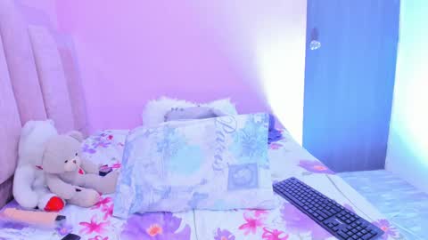 A n d r  e a S w e e t  online show from 18, 9, 2025