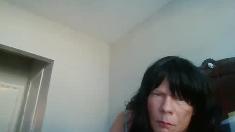Snapshot of andreatranssub chatting on 19, 10, 2025 Imdrsuki online show from 19, 10, 2025