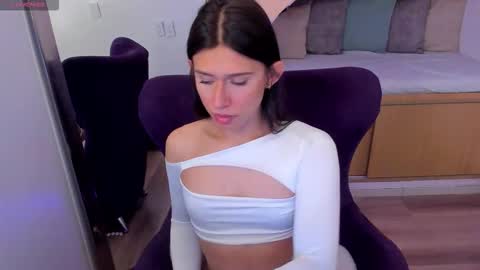 Snapshot of andrecastaneda chatting on 20, 10, 2025 Andre Castaneda online show from 20, 10, 2025