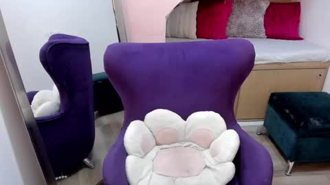 Snapshot of andrecastaneda chatting on 24, 11, 2025 Andre Castaneda online show from 24, 11, 2025