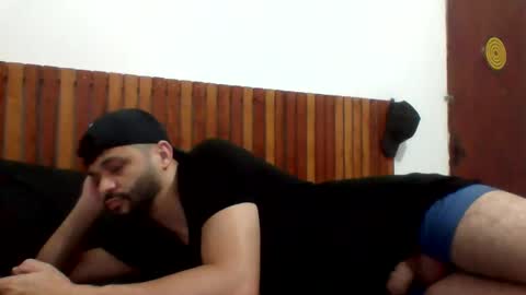 Snapshot of andreloko123 chatting on 2, 12, 2024 andreloko123 online show from 2, 12, 2024