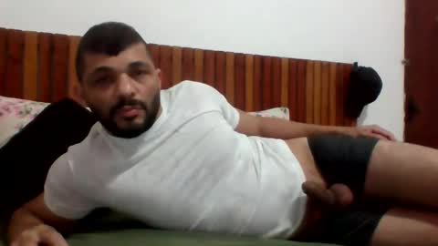 Snapshot of andreloko123 chatting on 11, 11, 2025 andreloko123 online show from 11, 11, 2025