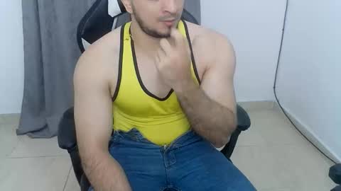 andres180950734 online show from 14, 11, 2025