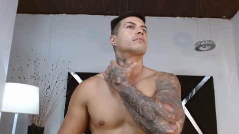 insta andres clark  online show from 14, 2, 2025