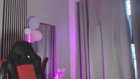 Snapshot of andres_cream chatting on 28, 9, 2025 andres_cream online show from 28, 9, 2025