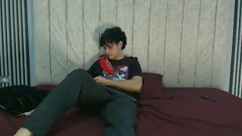 Snapshot of andres_cream chatting on 29, 9, 2025 andres_cream online show from 29, 9, 2025