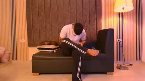 Snapshot of andres_stud chatting on 12, 7, 2026 andres_stud online show from 12, 7, 2026