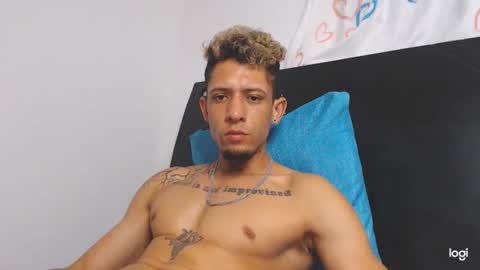 Snapshot of andres_white chatting on 26, 9, 2025 Andres white online show from 26, 9, 2025