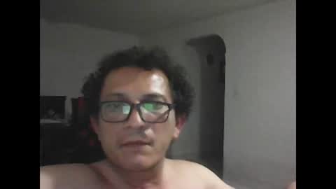 Snapshot of andresfloga chatting on 8, 11, 2025 andresfloga online show from 8, 11, 2025