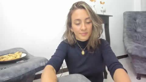 Snapshot of andresgiraldo1 chatting on 20, 12, 2024 Isa --------- online show from 20, 12, 2024